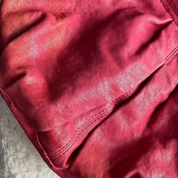 Red Raspberry Gustto Leather Handbag - Picture 6 of 6